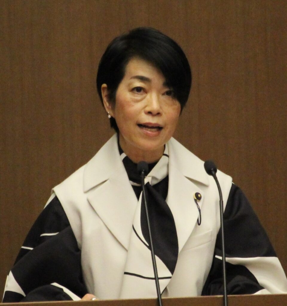 城下県議の知事提出議案に対する反対討論ー議員報酬引き上げにつながる議案は認められない